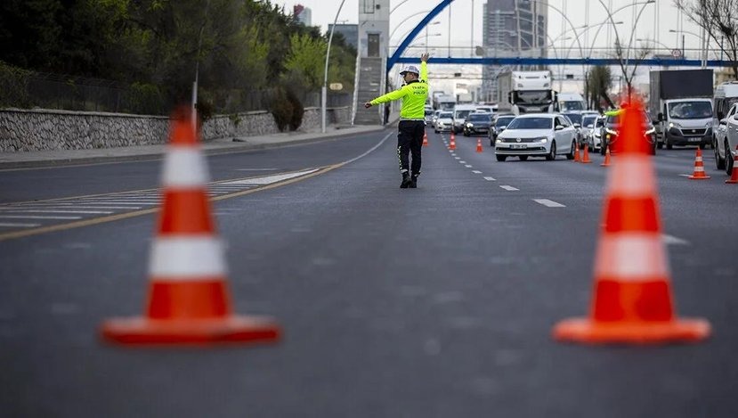 Istanbulda Trafige Kapali Yollar D-1