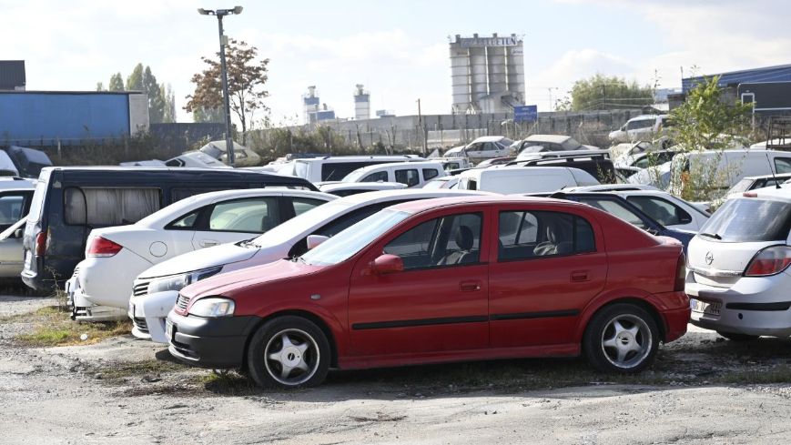Yediemin Otoparki Aa 2144876-1